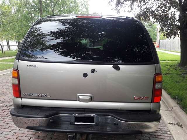 2003 GMC Yukon SLT 4WD 4dr SUV